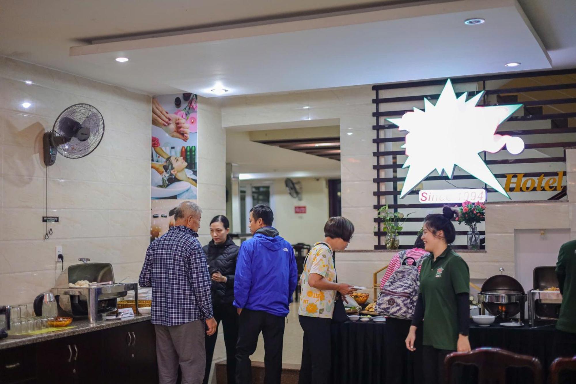 Dmz Hotel Hué Eksteriør billede